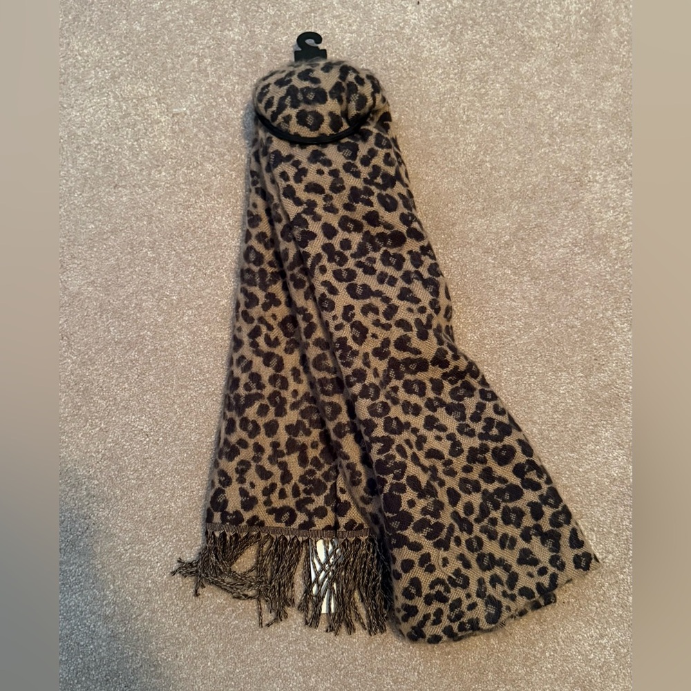 Banana Republic Factory Animal Print Scarf